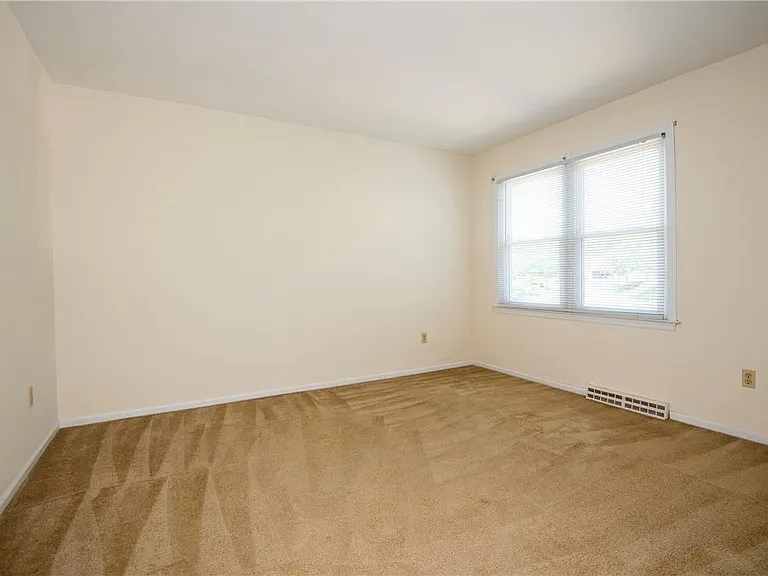 8324 Willow Run — Photo 19