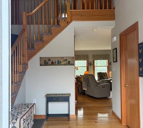 3rd image of 4 Grapevine Place