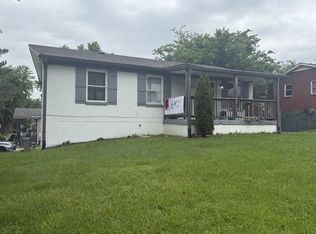 804 10th Ave E, Springfield, TN 37172