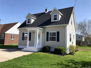 73 Martin Rd, Lackawanna, NY 14218