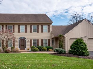 4880 Bridlepath Dr, Macungie, PA 18062