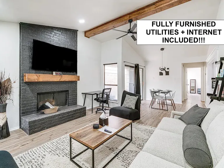 2912 Pegasus Dr — Photo 1