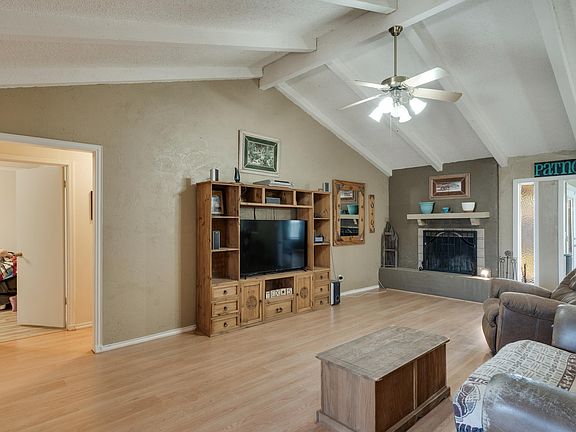 5th image of 5 Fawnwood Ct