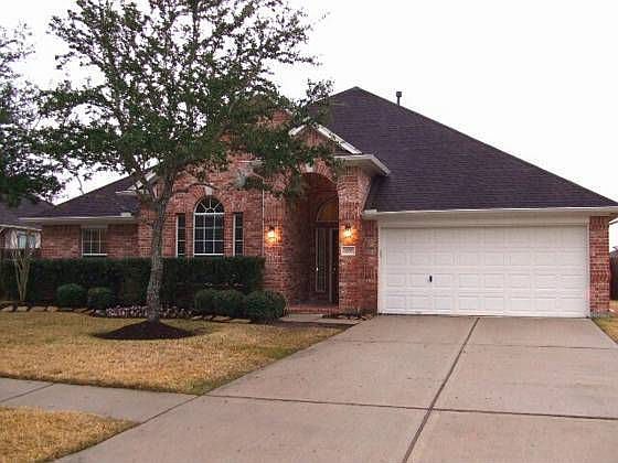 1st image of 170 Greenridge Cir