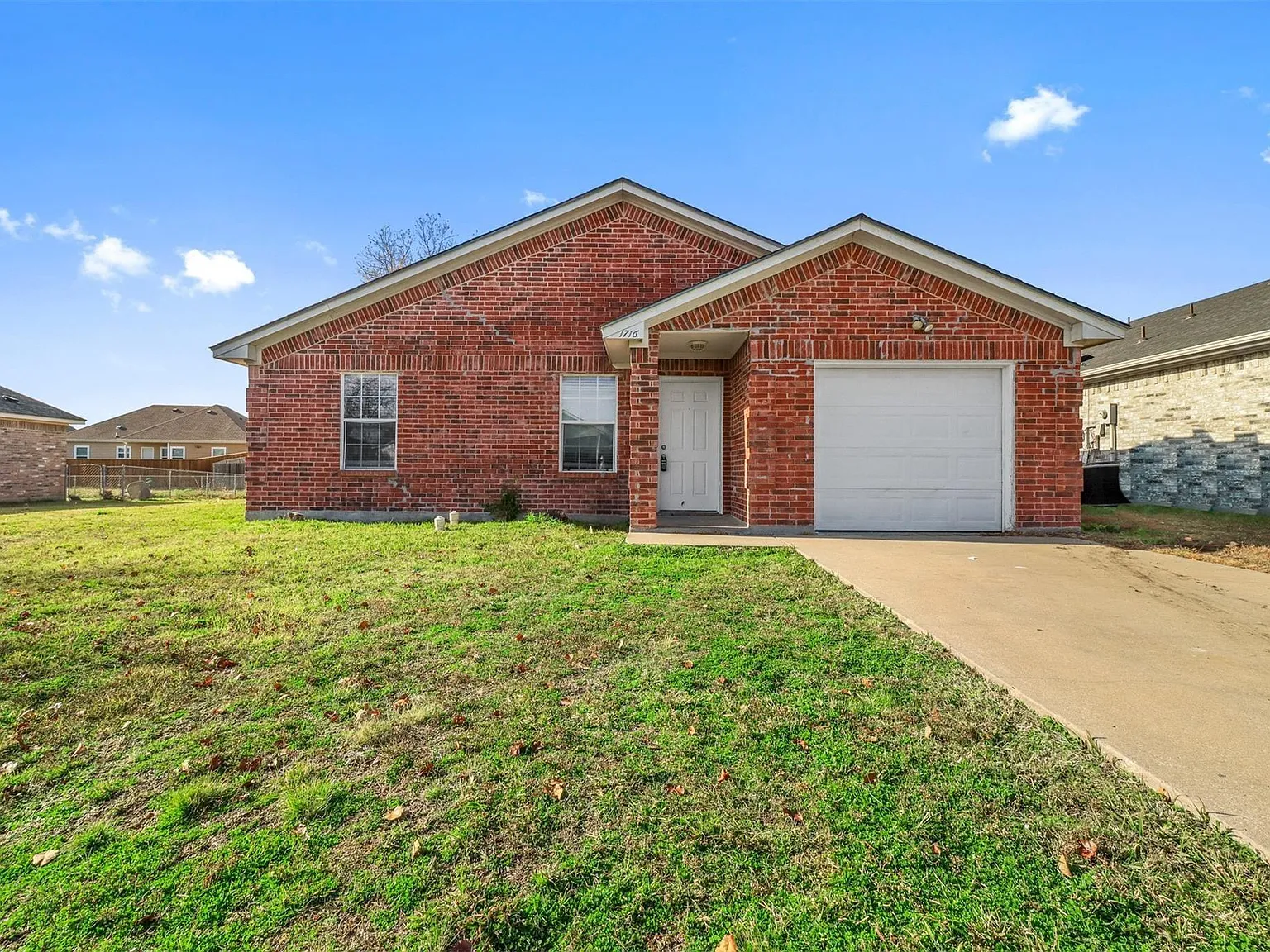 3 bed, 1108 sqft, $1,475 — Photo 4