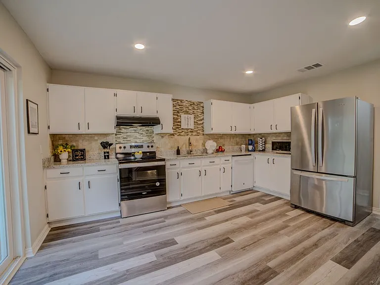 8846 Teaberry Dr — Photo 3