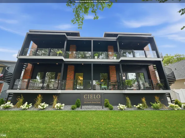 200 S Shore Dr #101, Clear Lake, IA 50428