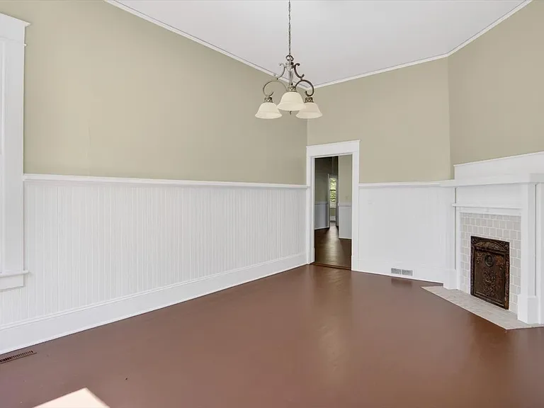 114 Forest Ave — Photo 24
