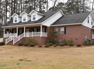 192 Crooked Pine Dr, Eufaula, AL 36027