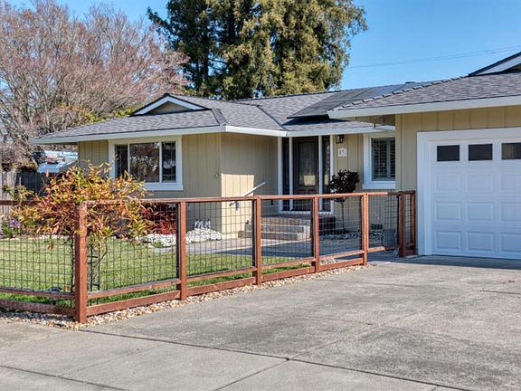 3rd image of 531 Donwood Lane