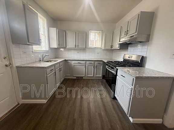 5th image of 519 E Cold Spring Ln