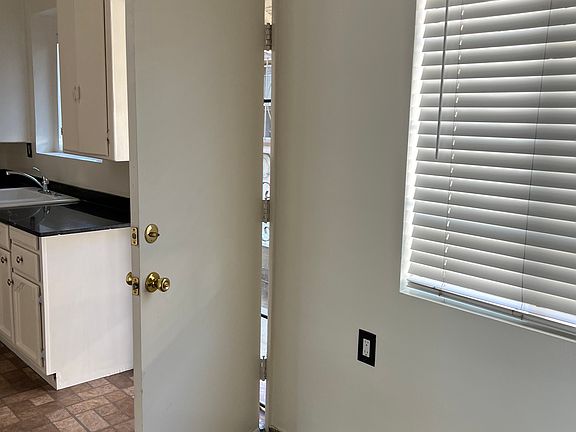 2nd image of 9326 Stanford Ave