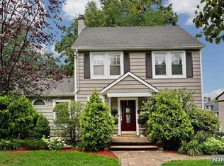 42 Harding Rd, Glen Rock, NJ 07452