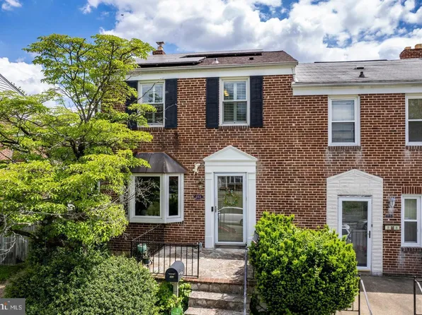 263 Medwick Garth E, Baltimore, MD 21228