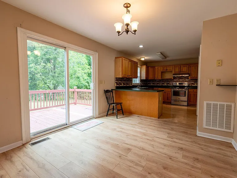 497 Sunset Dr — Photo 7
