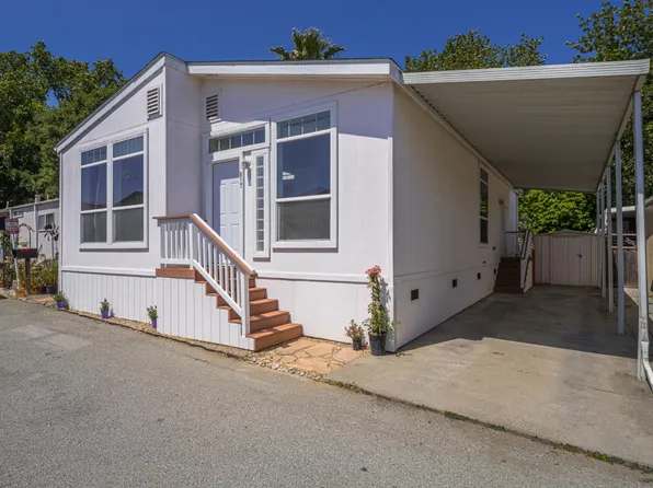 49 Blanca Ln Spc 817, Watsonville, CA 95076