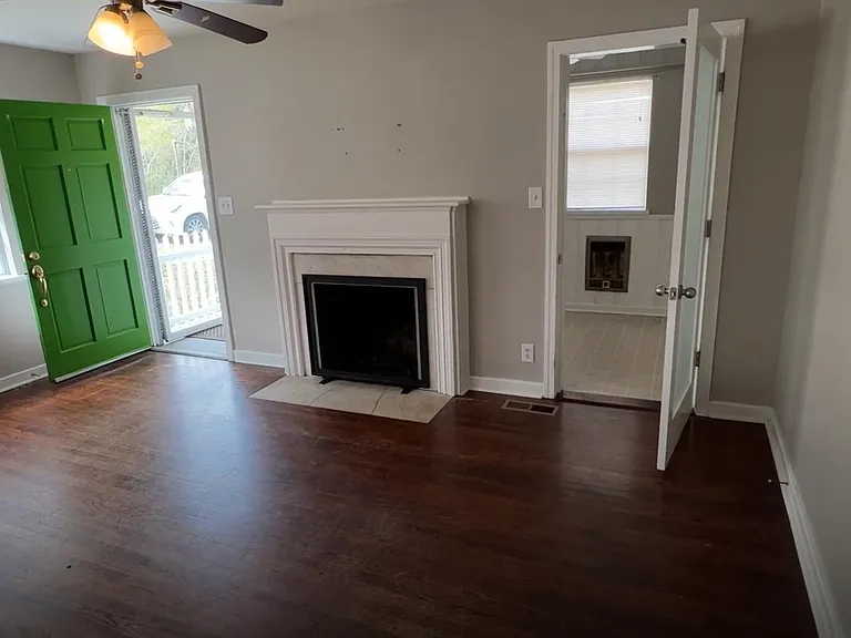 413 Shades Ave — Photo 7