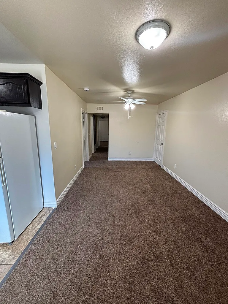 4 bed, 1200 sqft, $3,500 — Photo 3
