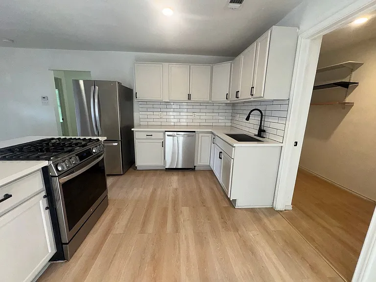 3518 Grafton Ave — Photo 13