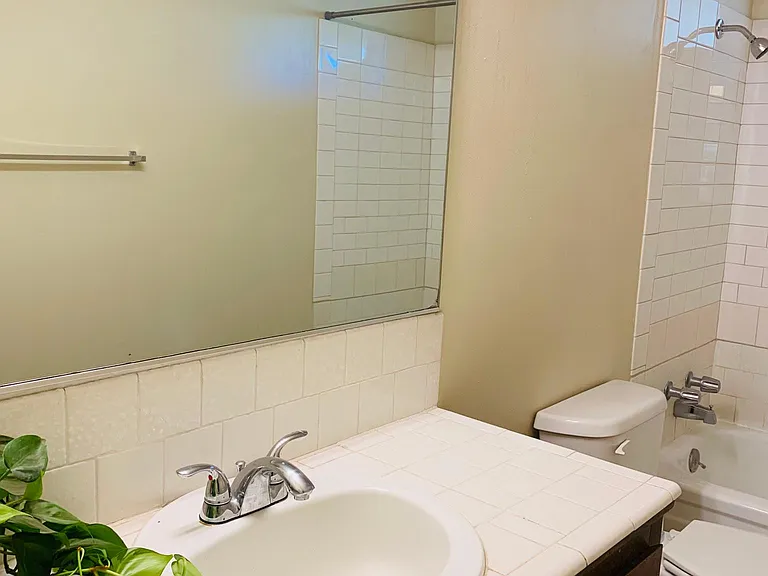 1432 E Paul Ave — Photo 10