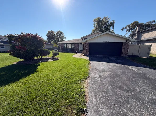 7925 W 101st St, Palos Hills, IL 60465