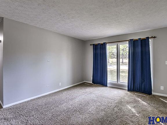 3rd image of 3628 Vine St
