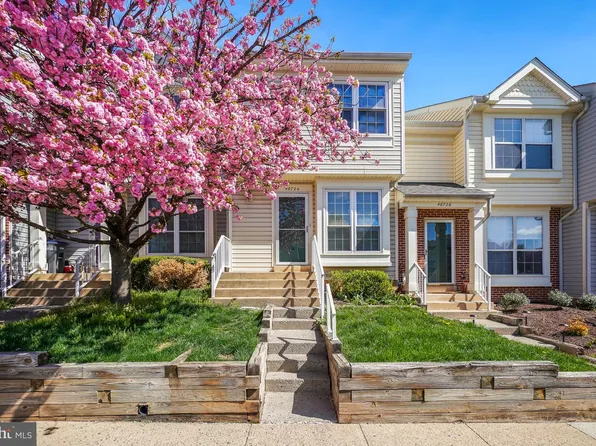 46724 Summit Ter, Sterling, VA 20164