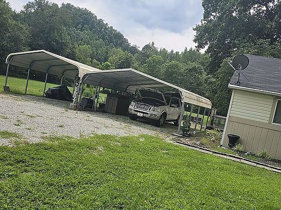 3rd image of 1647 Martin Hill Rd