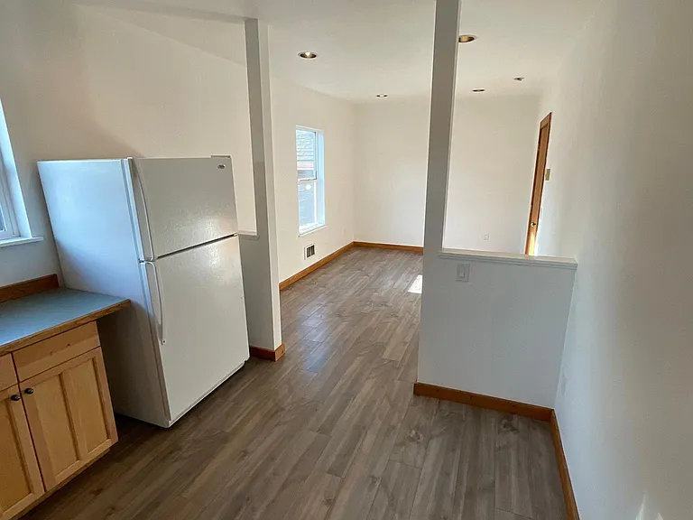 3407 Gilman Ave W #C — Photo 3