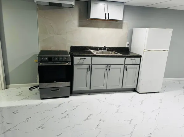 (undisclosed Address), East Meadow, NY 11554