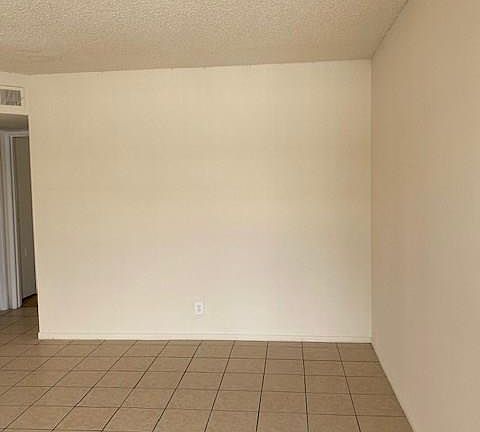 3rd image of 2026 Castleberry Ln APT C