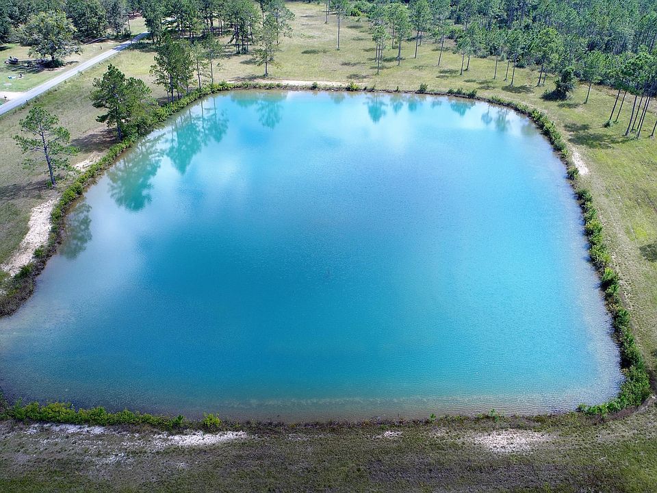 1st image of 7020 Glen Hollow Dr