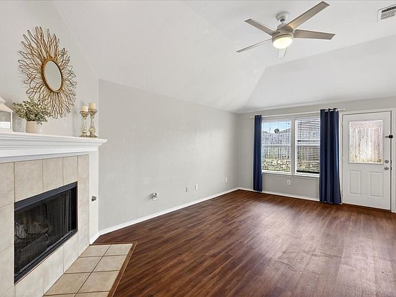 3rd image of 2115 Rose May Dr