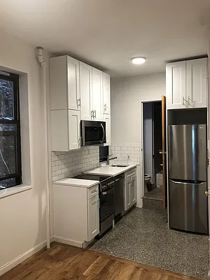 Rented by Sky Management | media 12