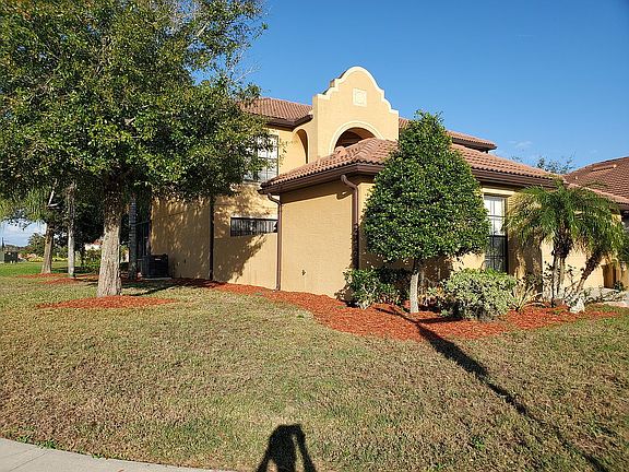 4th image of 3011 Siesta View Dr