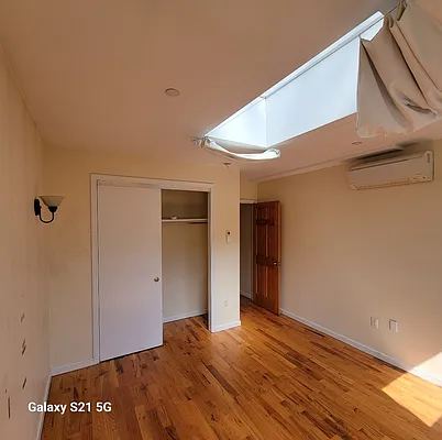 Rented by Oxford Property Group | media 30