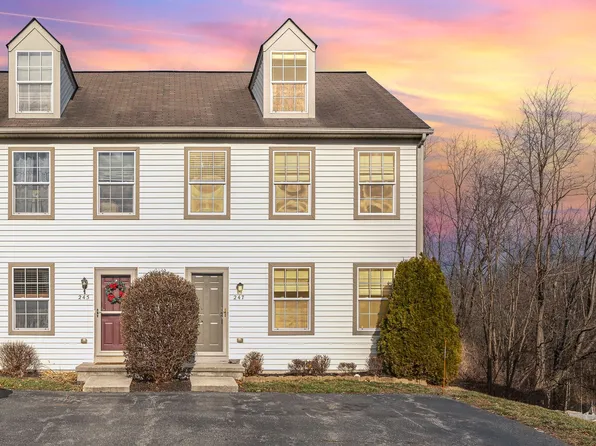 247 Buckley Dr, Harrisburg, PA 17112