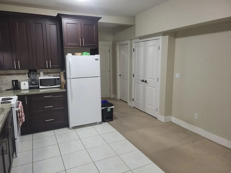 18790 53a Ave