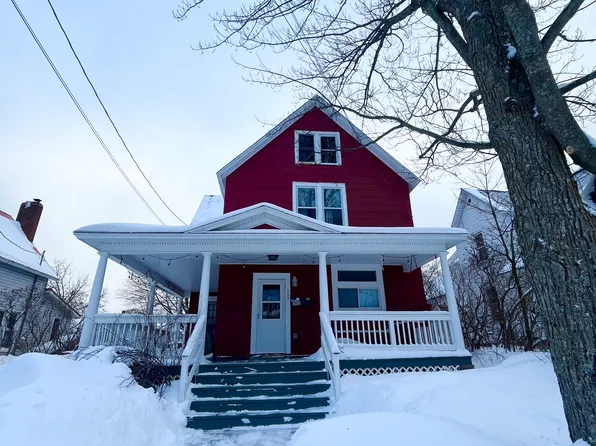 239 W Hewitt Ave #A, Marquette, MI 49855