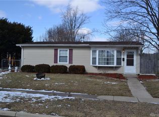 229 Prentice Dr, New Carlisle, OH 45344