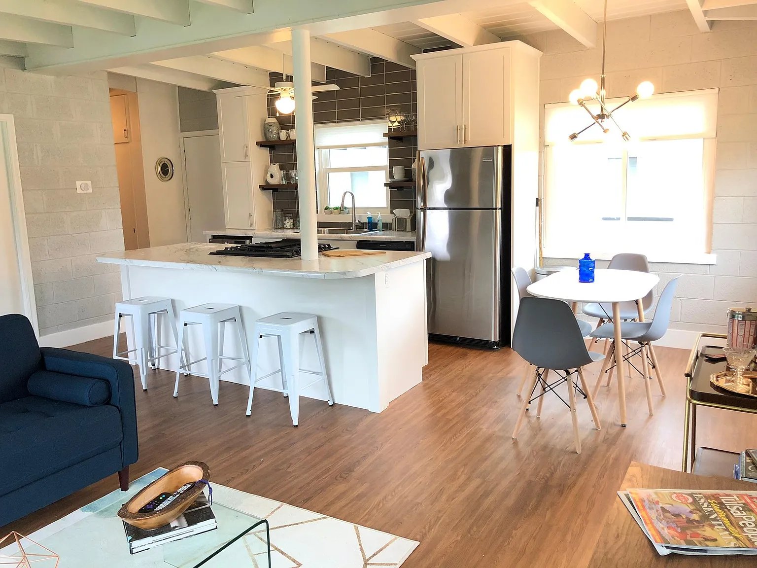 2 bed, 872 sqft, $1,399 — Photo 3
