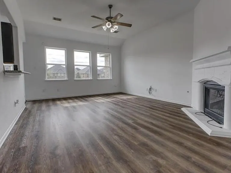 3727 Varna Ct — Photo 28