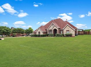 930 Melissa Dr, Waxahachie, TX 75167