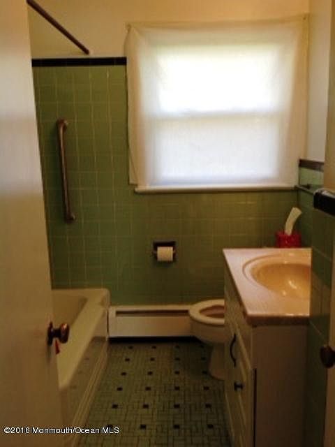 1st image of 29 Woodbrook Dr