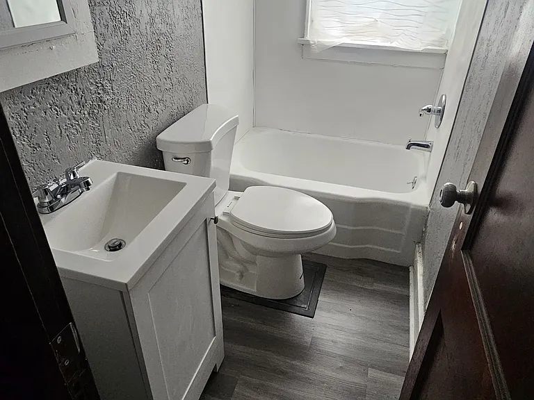 Chili Ave — Photo 4