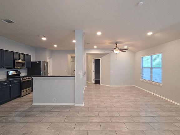 5th image of 1919 Wormack Way
