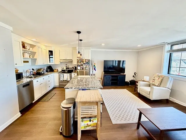 1 Prescott St #105 — Photo 2