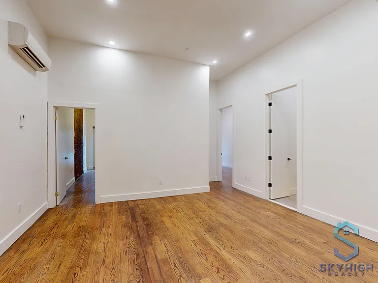 71 Malcolm X Blvd #1B — Photo 5