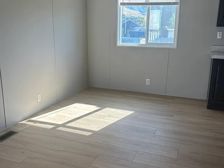 845 Barton Rd — Photo 7