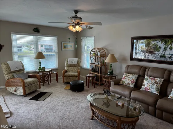4417 Country Club Blvd APT B8, Cape Coral, FL 33904